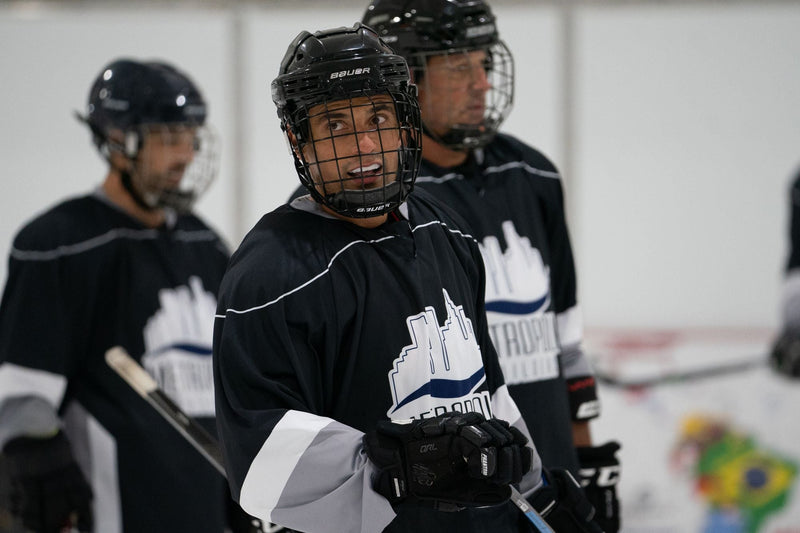 Hockey Mouthguards: Why Fit Matters More in a Full-Cage Sport