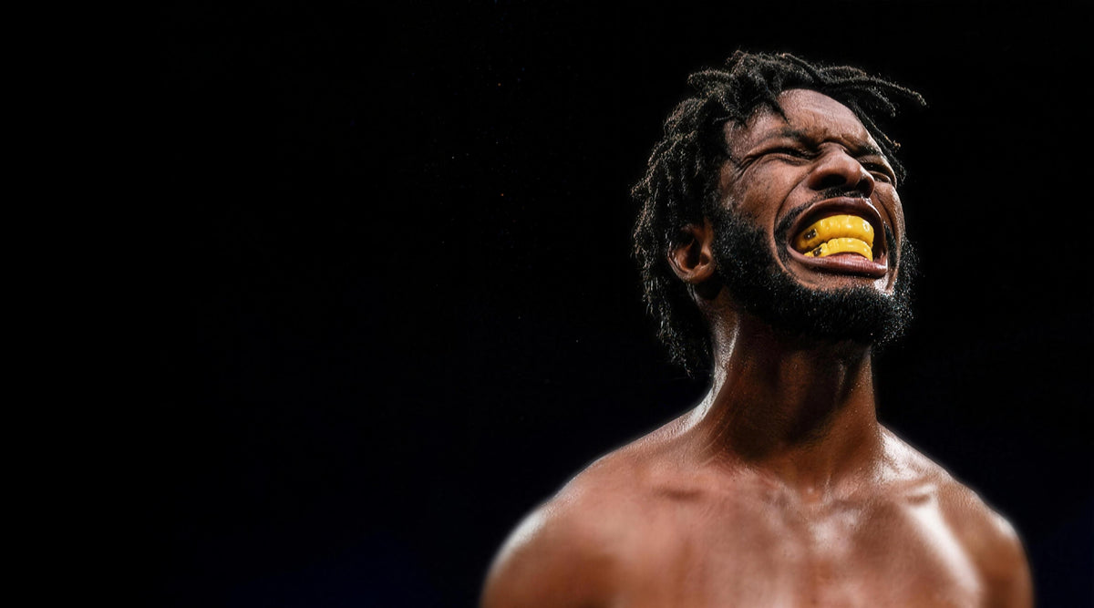 MAXIMUM
PROTECTION.
MINIMUM
MOUTHGUARD.